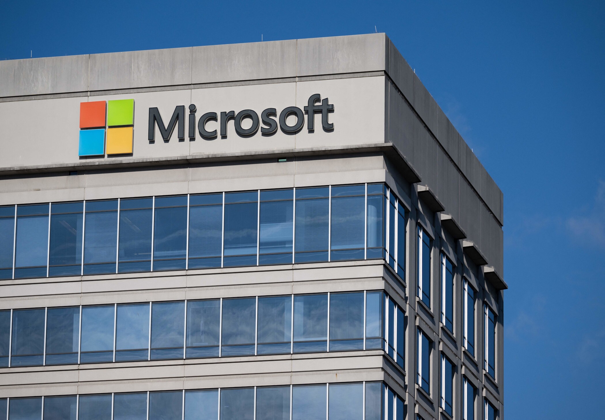 Microsoft Lays Off 6,000+ Employees to Prioritize AI Growth - Inner ...